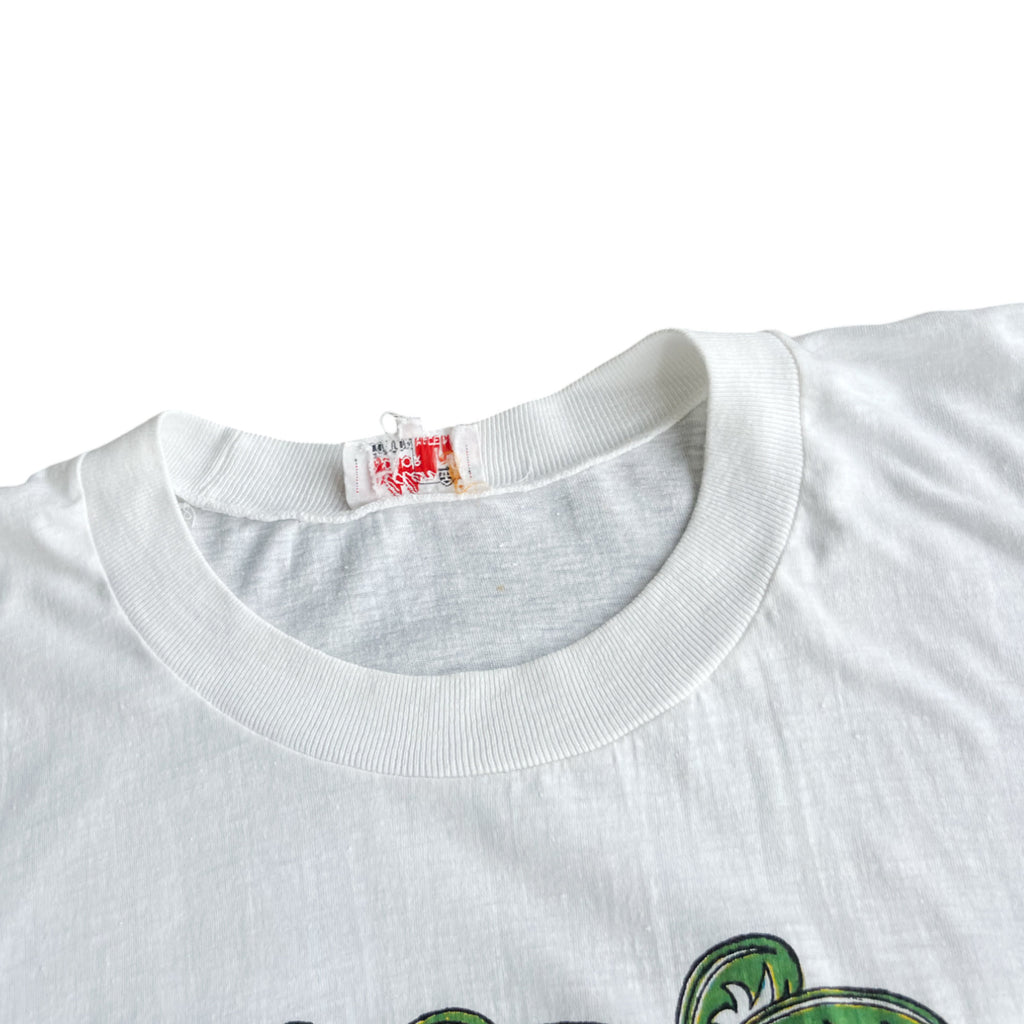 Vintage 90's Single Stitched Graphic T-shirt (XL)