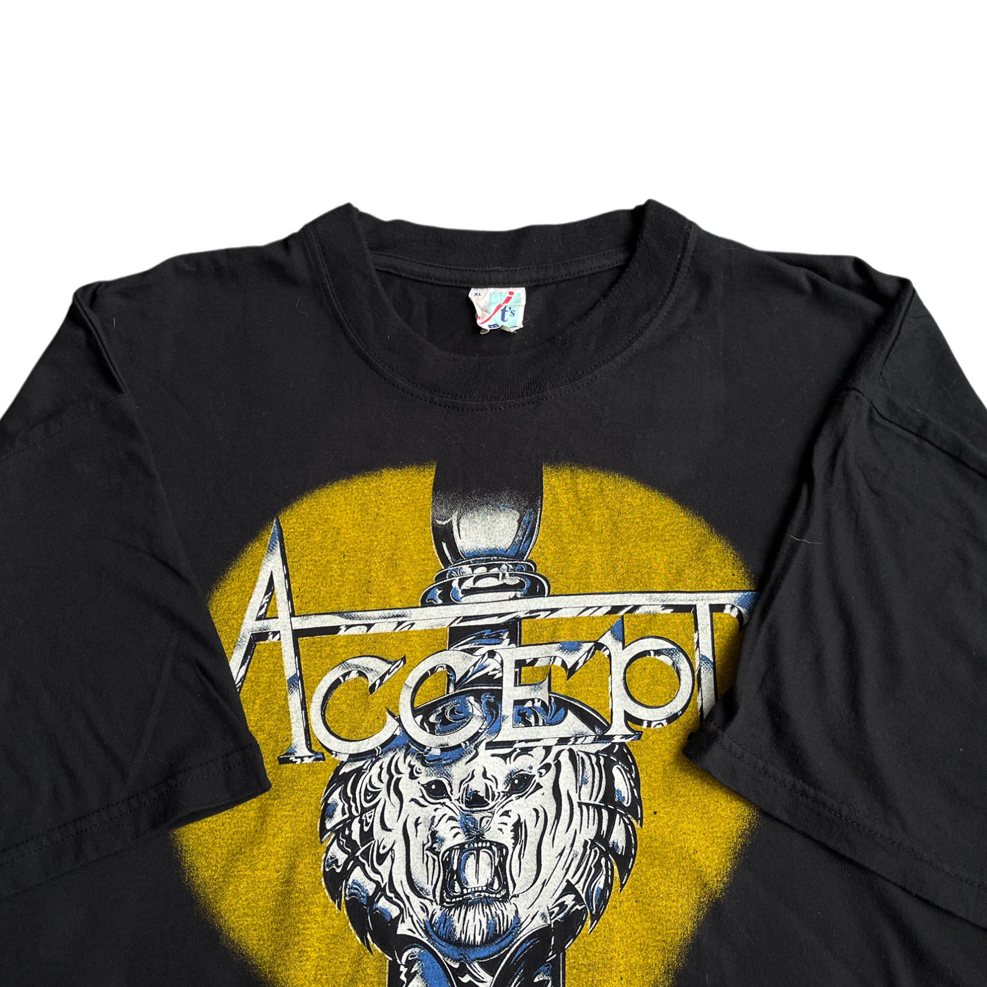 Vintage 90's Accept I'm A Rebel Bootleg Band T-shirt (XL)