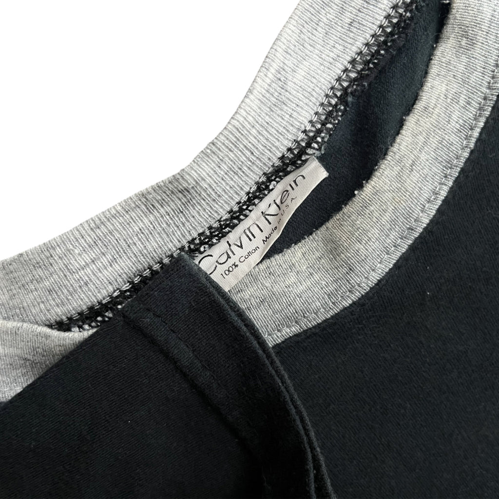 Vintage 90's Calvin Klein USA T-shirt (XL)