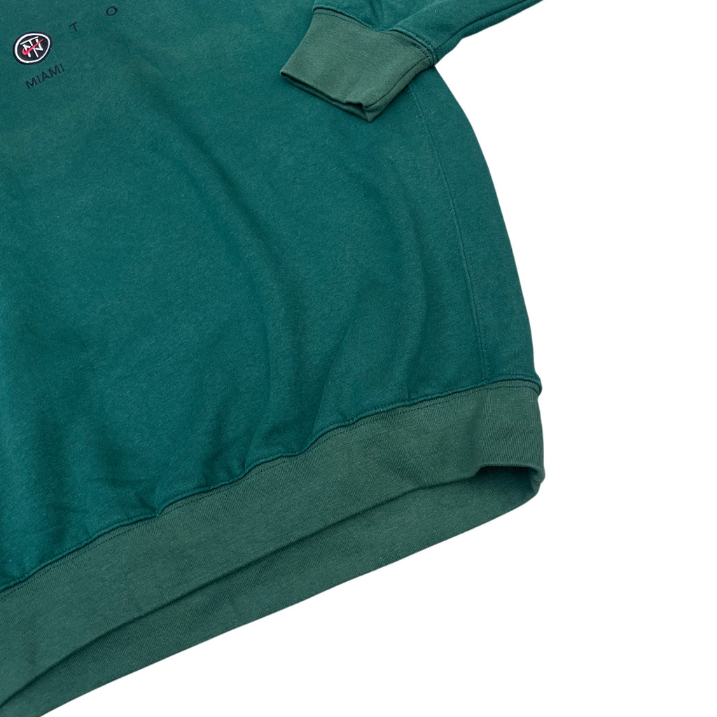 Vintage 90's Nike Town Embroidery Crewneck (M)