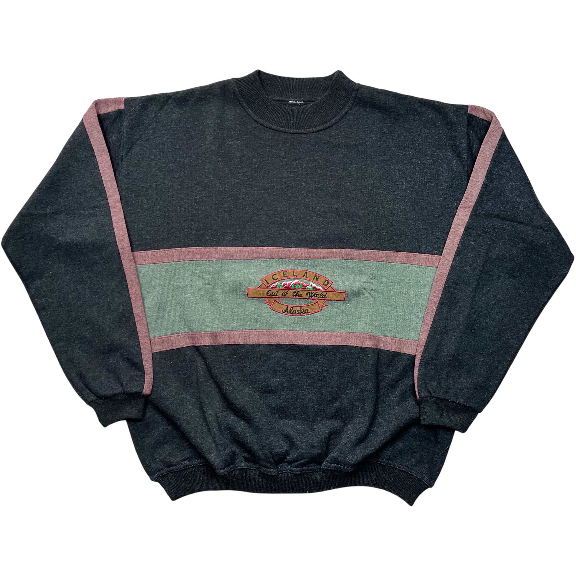 Vintage 90's Alaska Embroidery Sweatshirt (XL)